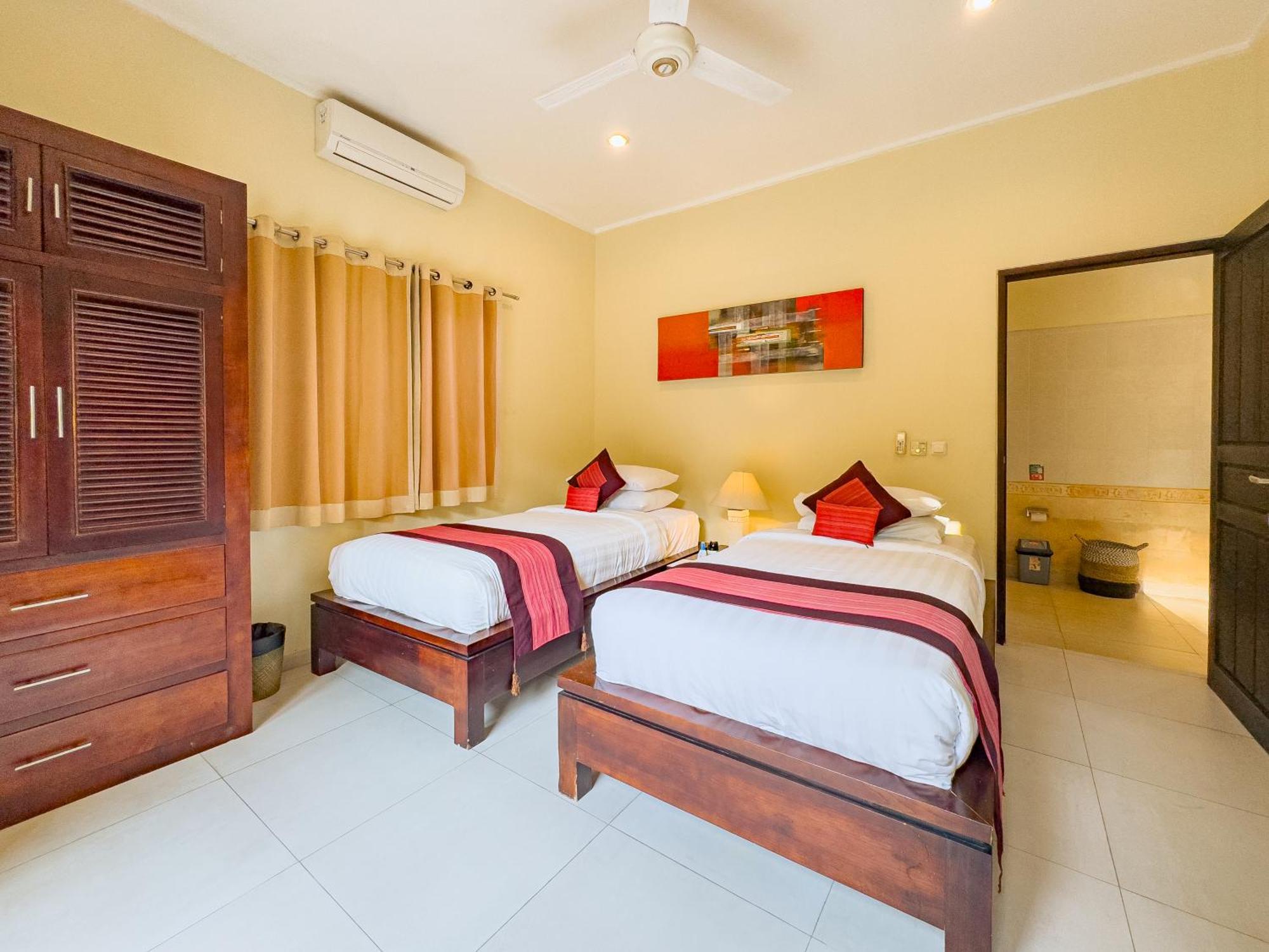 Villa Bugis Abimanyu Seminyak חדר תמונה