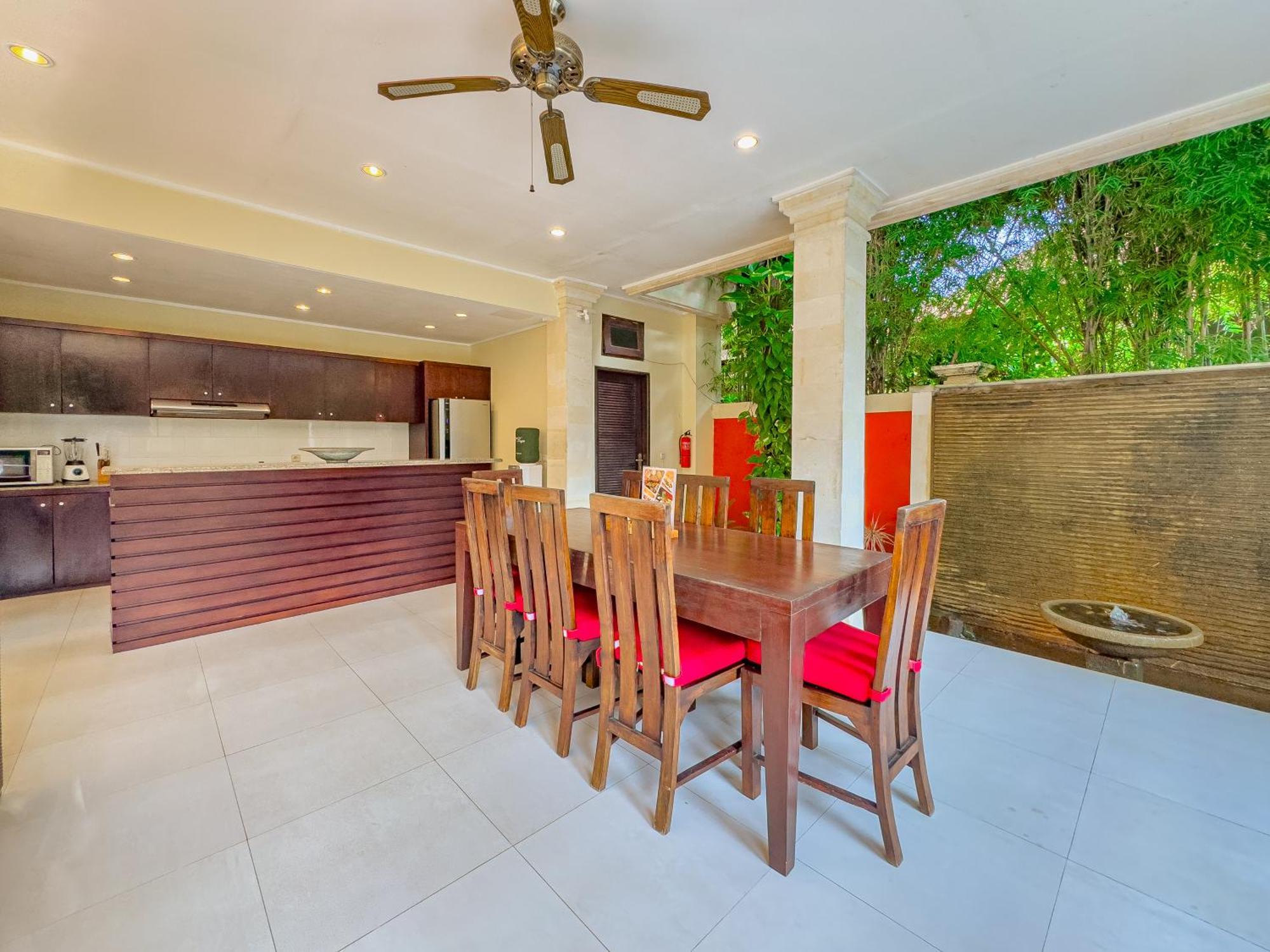 Villa Bugis Abimanyu Seminyak חדר תמונה