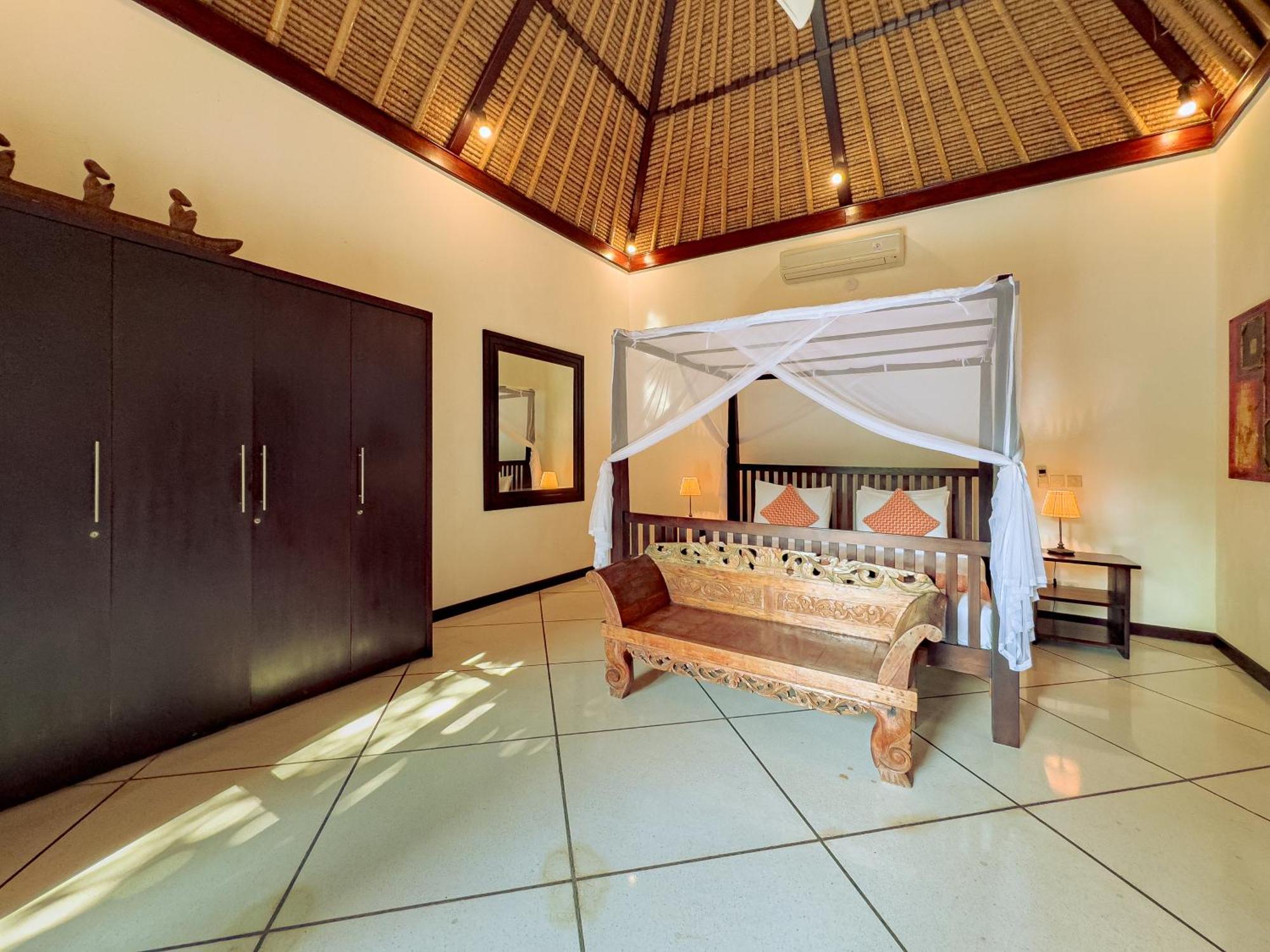 Villa Bugis Abimanyu Seminyak חדר תמונה