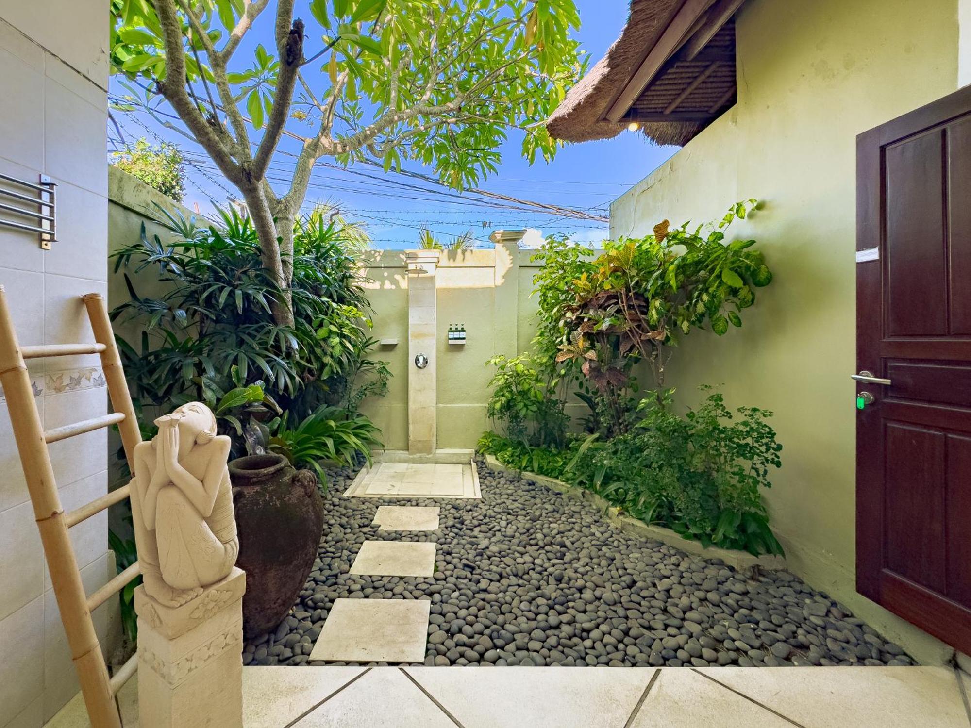 Villa Bugis Abimanyu Seminyak חדר תמונה