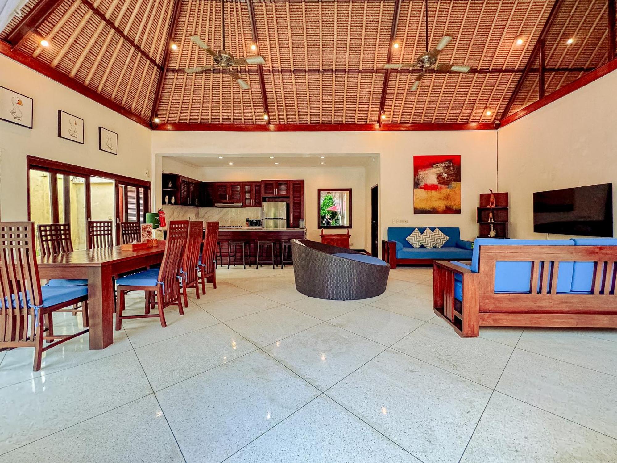 Villa Bugis Abimanyu Seminyak חדר תמונה